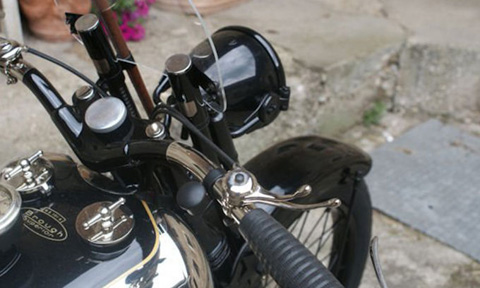 Brough Superior SS101K: Một trong những mẫu xe đắt nhất hành tinh
