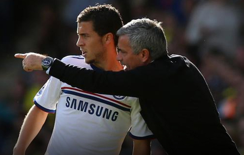 So sánh Chelsea phiên bản 2005/06 và 2013/14