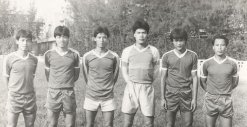 Cựu tuyển thủ Nguyễn Văn Dũng và kỷ niệm SEA Games 16: “Tôi đã sướng phát điên khi xé lưới chủ nhà”