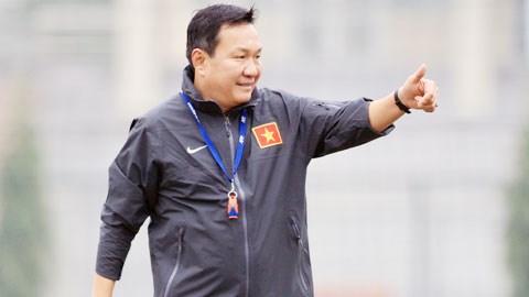 HLV Hoàng Văn Phúc: “Người hâm mộ đừng nóng ruột”