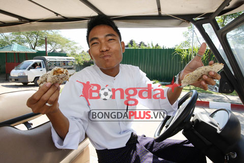 Phi Sơn mang... cu đơ sang Myanmar