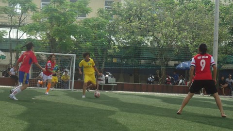 Vòng 2 giải bóng đá nữ Hội đồng hương Nghệ An khu vực phía Nam 2013