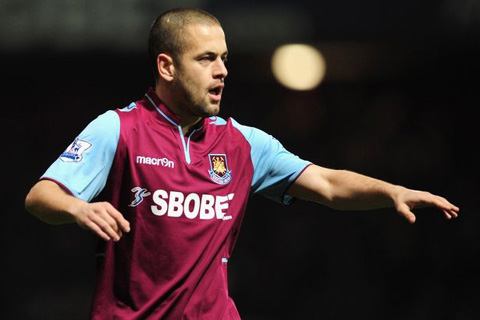 Rooney là cầu thủ Anh giàu nhất ở Premier League