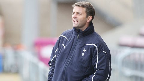 Cựu danh thủ Tim Sherwood sẽ tạm dẫn dắt Tottenham