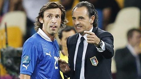 HLV Prandelli và Pirlo sẽ gia nhập Tottenham