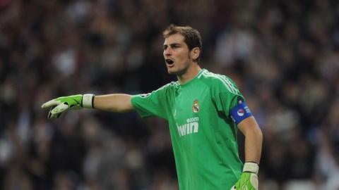 Casillas đang không được bắt chính thường xuyên như Diego Lopez