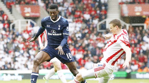 Sân nhà và lực lượng hùng hậu hơn sẽ giúp Tottenham (trái) đánh bại Stoke City