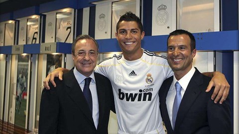 Chủ tịch Perez, Ronaldo và siêu cò Mendes