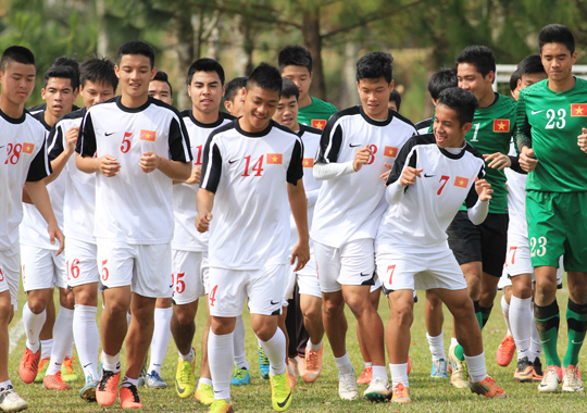 U19 Việt Nam: Vé “chợ đen” đè chân tuyển thủ