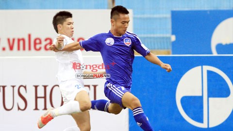 QNK.QN sẽ chơi hết mình trong lần đầu được dự sân chơi V-League - Ảnh: Minh Tuấn
