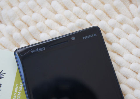 Chưa ra mắt, Nokia Lumia 929 đã lên kệ bán