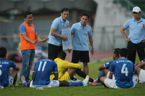 Thưởng tết ở V.League: Nhỏ - to tùy hoàn cảnh