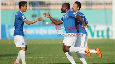 Những khoảnh khắc ấn tượng vòng 4 V-League 2014