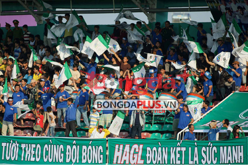 Những khoảnh khắc ấn tượng vòng 4 V-League 2014