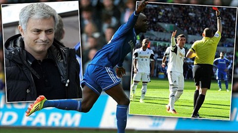 HLV Mourinho nên sử dụng tiền đạo Demba Ba nhiều hơn