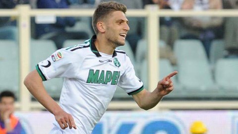 Berardi tỏa sáng rực rỡ với một cú hat-trick