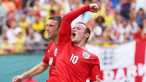 Rooney ăn mừng sau khi chọc thủng lưới Ecuador