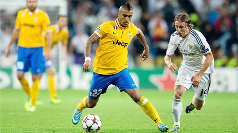 Arturo Vidal hoàn toàn phù hợp với vị trí tiền vệ trung tâm tại Real