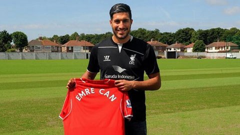 Emre Can ra mắt màu áo đội bóng mới