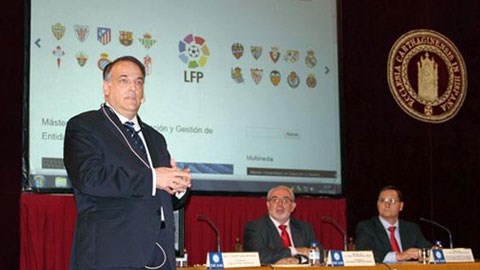 Chủ tịch LFP, Javier Tebas đau đầu với bài toán nợ lương