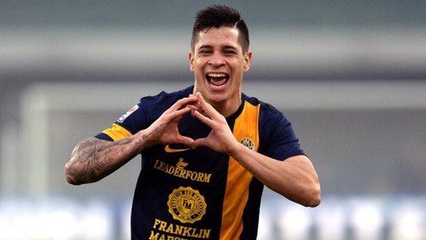 Juan Iturbe đã ký hợp đồng 5 năm với AS Roma