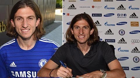 Filipe Luis trong buổi ra mắt Chelsea