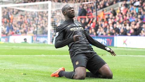 Giữ chân được Yaya Toure là thành công lớn của Man City trong mùa Hè 2014