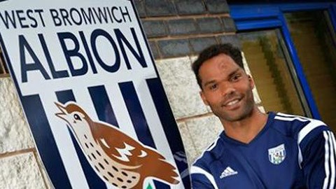 Joleon Lescott gia nhập West Brom được tròn 1 tháng