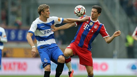 Lewandowski nhanh chóng chứng tỏ khả năng với HLV Guardiola khi ghi bàn duy nhất trước Duisburg