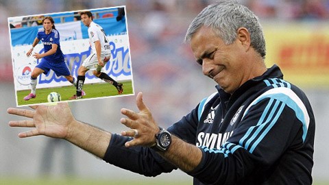 Jose Mourinho có ý đồ xây dựng chiến thuật 4-2-3-1