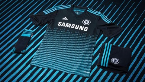 Áo sân khách thứ 2 của Chelsea mùa tới