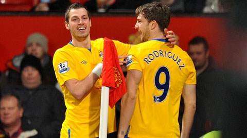 Morgan Schneiderlin và Jay Rodriguez sẽ cùng về với sân White Hart Lane?
