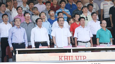 Các lãnh đạo của Bộ VH-TT&DL, Tổng cục TDTT và LĐBĐ Việt Nam đã đến dự khán trận đấu