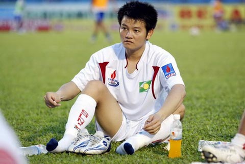 Góc chuyên gia: Bản thân các tiền đạo trẻ phải thay đổi tư duy Góc chuyên gia: Bản thân các tiền đạo trẻ phải thay đổi tư duy