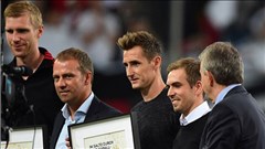 Góp tổng cộng 354 trận cho Xe tăng, Klose, Lahm, Mertesacker được LĐBĐ Đức tri ân đặc biệt Góp tổng cộng 354 trận cho Xe tăng, Klose, Lahm, Mertesacker được LĐBĐ Đức tri ân đặc biệt