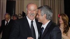 Hàng công TBN gây thất vọng: Del Bosque cần tham khảo Mourinho Hàng công TBN gây thất vọng: Del Bosque cần tham khảo Mourinho
