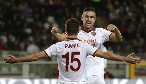 Roma nhả Strootman vì muốn có Mata? Roma nhả Strootman vì muốn có Mata?