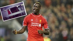 Balotelli khiến Sterling phải chui gầm bàn Balotelli khiến Sterling phải chui gầm bàn