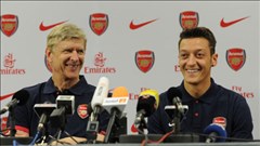 Wenger lại ra mặt bảo vệ Oezil Wenger lại ra mặt bảo vệ Oezil
