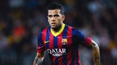 Dani Alves để mắt đến Premier League 