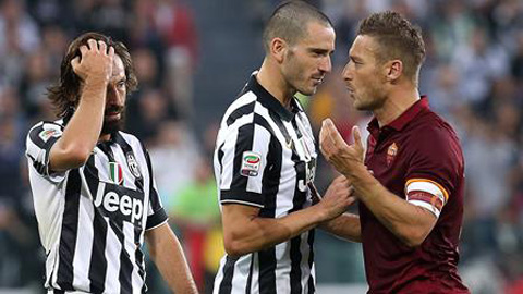 Totti: "Trận đấu với Juve đã bị dàn xếp" Totti: "Trận đấu với Juve đã bị dàn xếp"