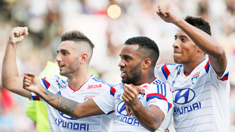 Lacazette khiến Deschamps tiếc nuối Lacazette khiến Deschamps tiếc nuối