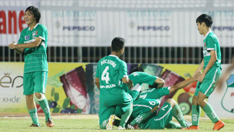 Trực tiếp: U19 HAGL Arsenal JMG - U21 Sydney Trực tiếp: U19 HAGL Arsenal JMG - U21 Sydney