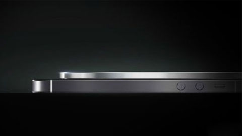 Rò rỉ ảnh smartphone mỏng bằng 1/2 iPhone 5S Rò rỉ ảnh smartphone mỏng bằng 1/2 iPhone 5S