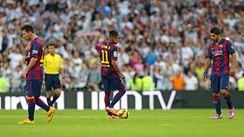 “Messi đã không chuyền cho Suarez lấy nổi một lần!” “Messi đã không chuyền cho Suarez lấy nổi một lần!”
