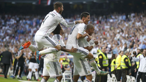 Real Madrid: Lột xác chóng vánh trong 42 ngày Real Madrid: Lột xác chóng vánh trong 42 ngày