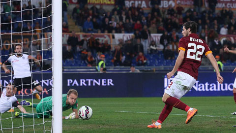 Roma: Tái sinh cuộc đua Scudetto Roma: Tái sinh cuộc đua Scudetto