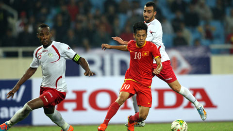 Văn Quyết (10) và các đồng đội ở ĐT Việt Nam sẽ đạt phong độ cao nhất khi VCK AFF Suzuki Cup 2014 khởi tranh