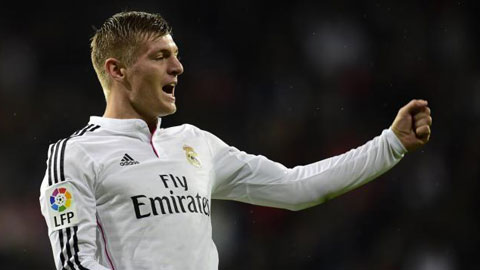 Toni Kroos: Người hồi sinh “chiếc áo số 8” Toni Kroos: Người hồi sinh “chiếc áo số 8”