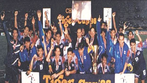 Ký ức về kỳ AFF Cup đầu tiên: Thế hệ Vàng của bóng đá Đông Nam Á Ký ức về kỳ AFF Cup đầu tiên: Thế hệ Vàng của bóng đá Đông Nam Á